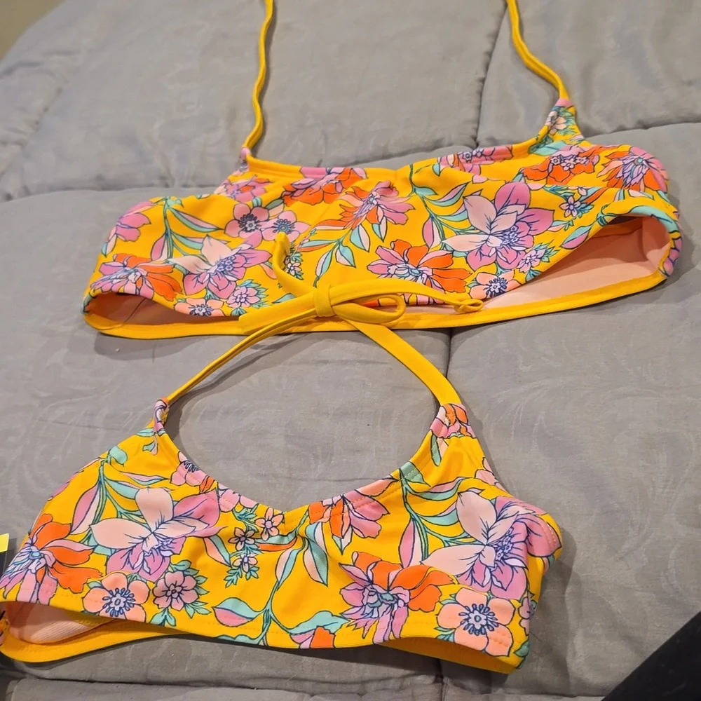 ❤️10/$13 New girls bikini top